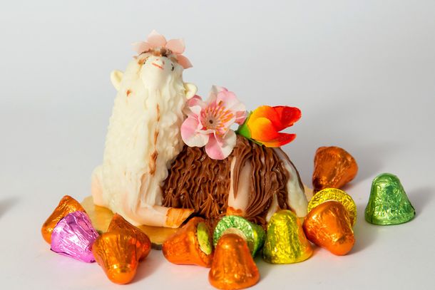 agnello-pasta-mandorle-pasticceria-crupi-(3)